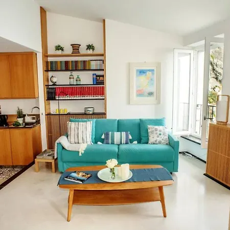 Il Ciasso Romantic Seafront Escape Apartment Vernazza