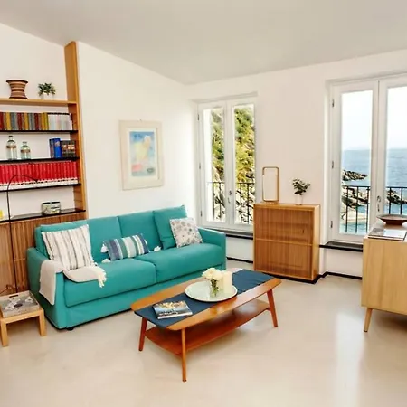 Il Ciasso Romantic Seafront Escape *