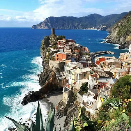 דירה Il Ciasso Romantic Seafront Escape